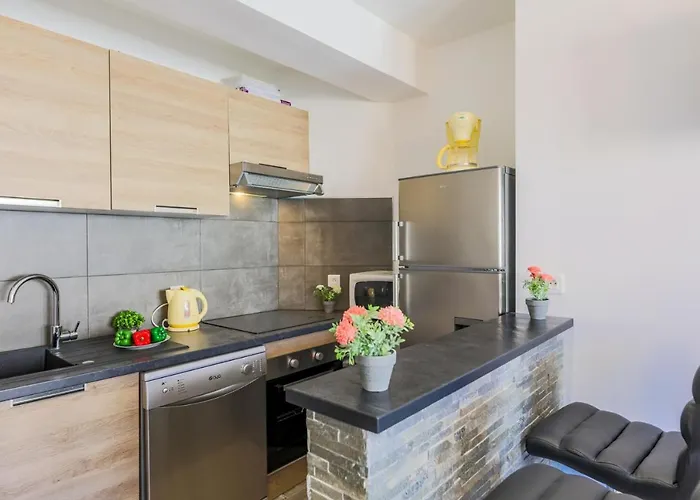 Massenet Pietonne Ap4196 By Riviera Homes * Nicea